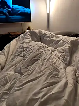 Snapshot of ariel-rick chatting on December 19, 2025, 10:23 pm ariel-rick online show from December 19, 2025, 10:23 pm