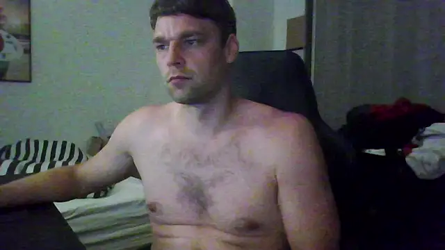 Snapshot of The_big_viking_ chatting on July 15, 2026, 9:22 pm The big viking online show from July 15, 2026, 9:22 pm