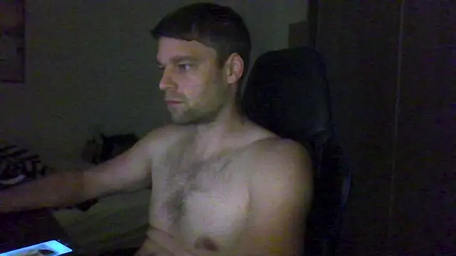 Snapshot of The_big_viking_ chatting on July 6, 2026, 9:39 pm The big viking online show from July 6, 2026, 9:39 pm