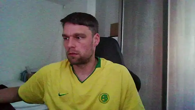Snapshot of The_big_viking_ chatting on June 26, 2026, 1:28 pm The big viking online show from June 26, 2026, 1:28 pm