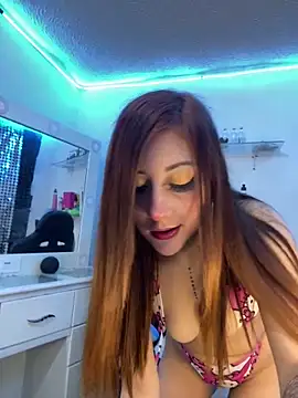 Snapshot of Luna_SofiaXX chatting on September 16, 2025, 7:31 am Luna SofiaXX online show from September 16, 2025, 7:31 am