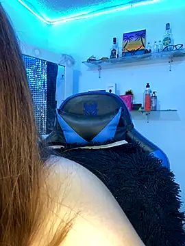 Snapshot of Luna_SofiaXX chatting on September 28, 2025, 8:43 am Luna SofiaXX online show from September 28, 2025, 8:43 am