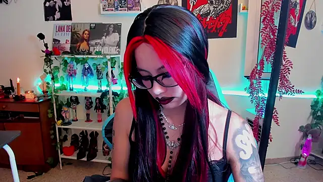 Snapshot of _sakae_ chatting on September 11, 2025, 7:19 am sakae online show from September 11, 2025, 7:19 am