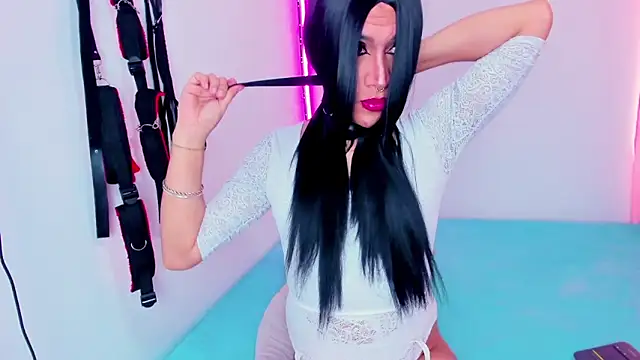 Snapshot of Candace_Queen chatting on November 1, 2025, 5:18 pm Candace Queen online show from November 1, 2025, 5:18 pm