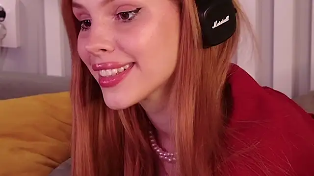 liahstormi  online show from March 23, 2025, 1:31 am