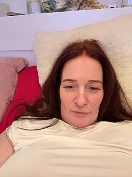 Engel mia online show from November 23, 2025, 8:08 pm