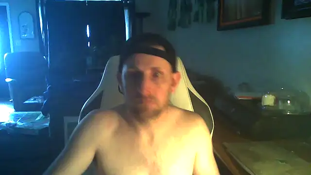 Snapshot of Bigdickbeebandit chatting on July 24, 2026, 7:43 pm Bigdickbeebandit online show from July 24, 2026, 7:43 pm