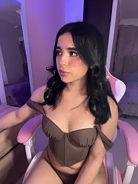 Emily-14 online show from May 27, 2026, 3:47 am