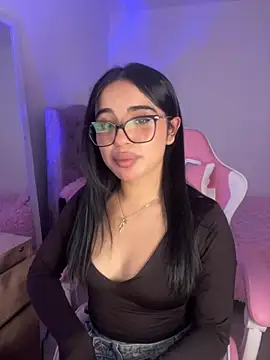 Emily-14 online show from April 19, 2026, 1:50 am