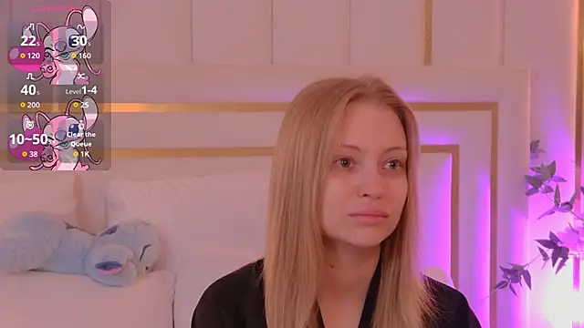 Snapshot of DorisHell chatting on October 23, 2025, 3:05 am DorisHell online show from October 23, 2025, 3:05 am