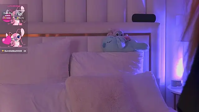 Snapshot of DorisHell chatting on November 1, 2025, 3:46 am DorisHell online show from November 1, 2025, 3:46 am