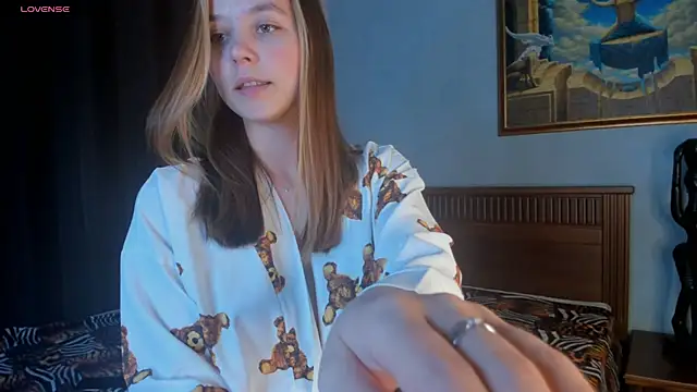 FalineDowlen online show from February 17, 2025, 7:26 am