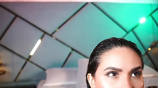 Snapshot of giorgia_13 chatting on November 28, 2025, 3:07 am giorgia 13 online show from November 28, 2025, 3:07 am