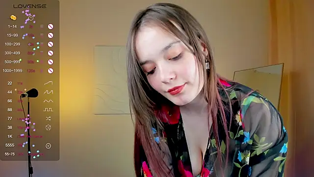 TrishaBerry online show from February 4, 2025, 1:48 pm