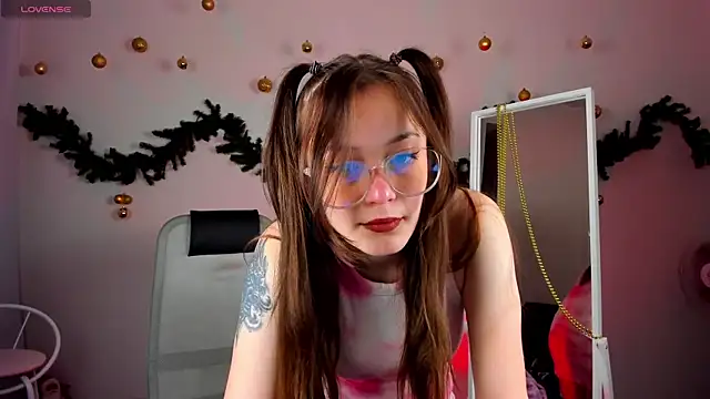 TrishaBerry online show from January 8, 2025, 5:37 am