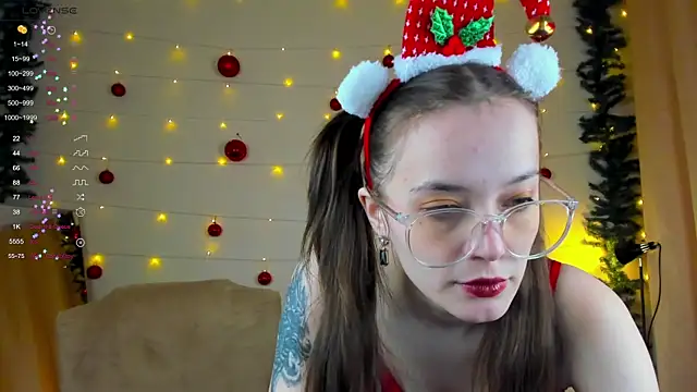 TrishaBerry online show from December 31, 2024, 6:05 am