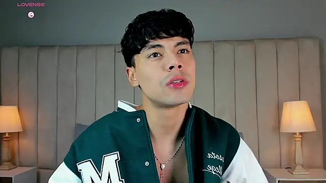 Dammon Stallion online show from September 26, 2025, 11:39 am