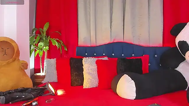 Missisabella  online show from May 2, 2026, 1:00 am