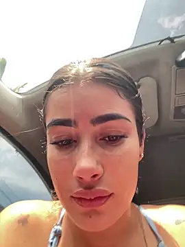 Sweet and caramel online show from September 12, 2025, 3:01 pm