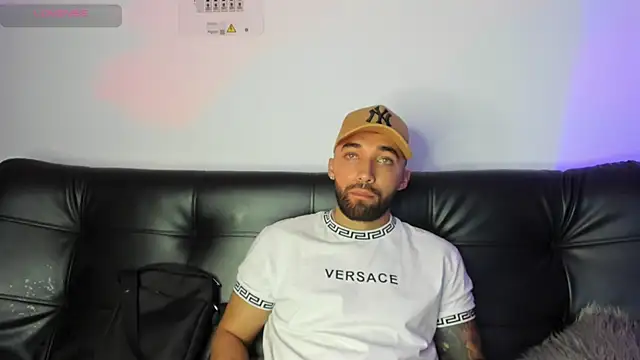 Sweet and caramel online show from February 7, 2025, 10:19 pm