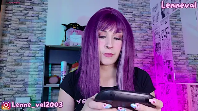 Snapshot of Lenneval1 chatting on July 19, 2026, 3:37 am Lenneval1 online show from July 19, 2026, 3:37 am