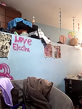 LoveElectra online show from October 14, 2025, 2:17 pm