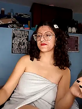 LoveElectra online show from January 4, 2025, 3:28 pm