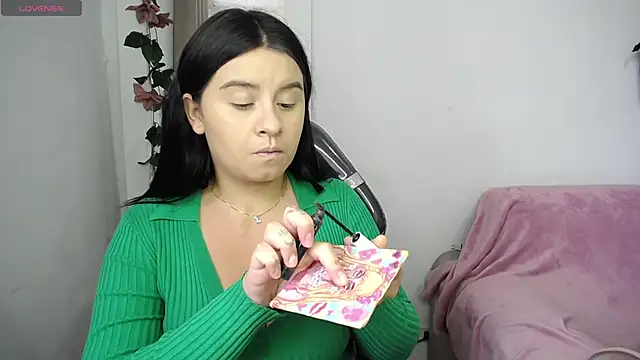 SaraBraun  online show from March 13, 2025, 9:26 pm