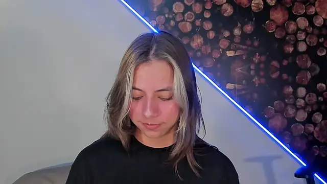 ArtemisaBlake online show from February 27, 2025, 7:04 pm