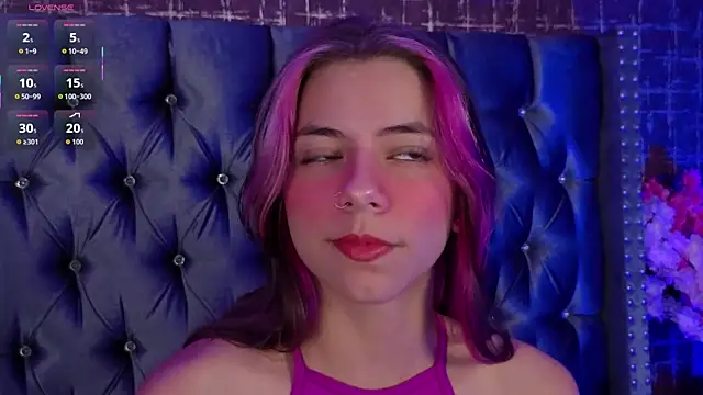 ArtemisaBlake online show from September 12, 2025, 5:13 pm