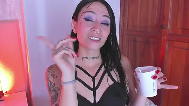 Michell Wallker online show from February 15, 2025, 10:21 pm