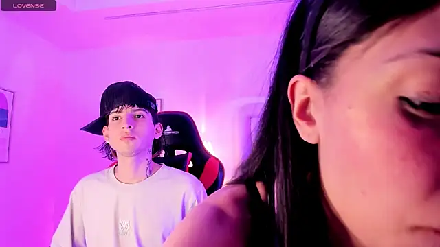 sett and gwen online show from February 5, 2025, 4:59 am