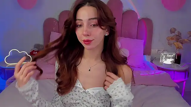 ElsaYoung online show from March 7, 2025, 2:36 am