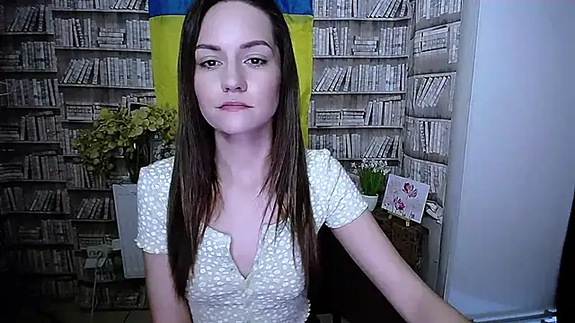 Lina Star S online show from November 4, 2025, 7:34 am