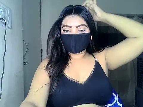Snapshot of ishi_Beauty chatting on June 26, 2026, 4:29 am ishi Beauty online show from June 26, 2026, 4:29 am