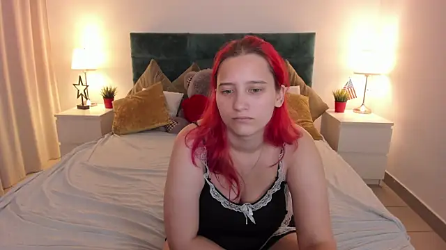 RachelPirce online show from September 11, 2025, 5:40 am