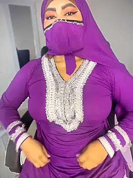 jazmin anbar online show from April 17, 2026, 10:12 pm