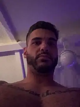 Snapshot of Strokeking4u chatting on December 23, 2025, 7:51 am Strokeking4u online show from December 23, 2025, 7:51 am