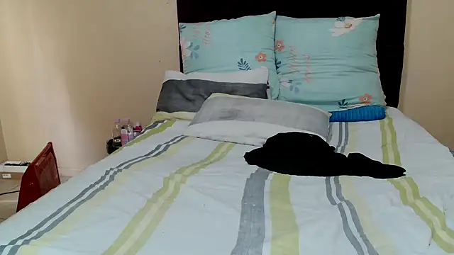 Snapshot of Bbw255 chatting on November 28, 2025, 2:17 pm Bbw255 online show from November 28, 2025, 2:17 pm