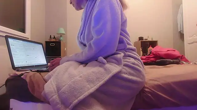 Cally-n online show from January 25, 2025, 11:00 pm