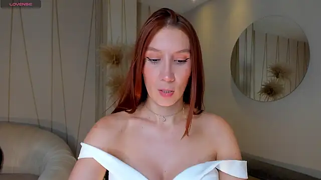 Snapshot of MiaFarrell_ chatting on March 19, 2025, 5:28 pm MiaFarrell online show from March 19, 2025, 5:28 pm