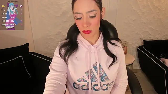 IsabelBornner online show from November 17, 2025, 11:03 am