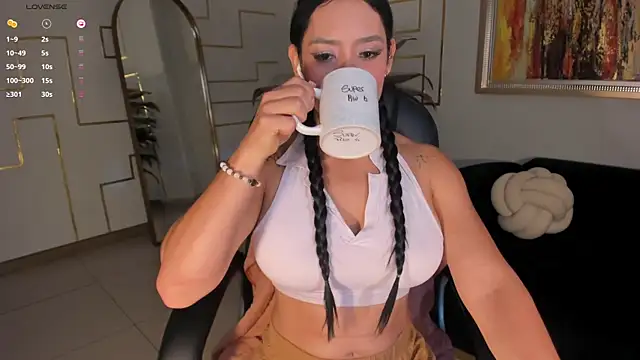 Snapshot of IsabelBornner chatting on February 27, 2026, 7:03 pm IsabelBornner online show from February 27, 2026, 7:03 pm