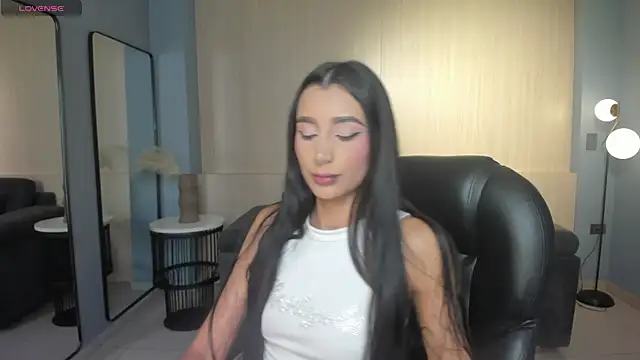 Snapshot of BellaCarteer_ chatting on May 25, 2026, 8:40 pm BellaCarteer online show from May 25, 2026, 8:40 pm