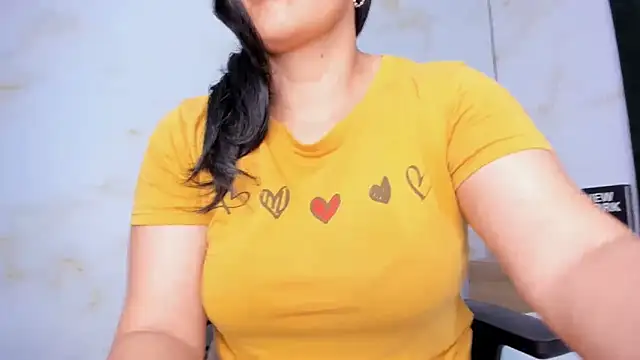 Snapshot of africa_holmes chatting on September 11, 2025, 1:49 am africa holmes online show from September 11, 2025, 1:49 am