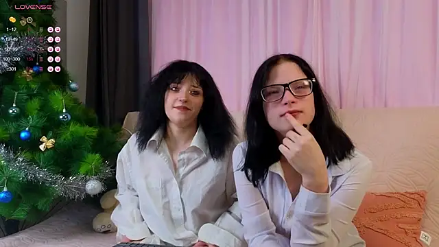 webstars  online show from December 25, 2024, 11:43 am