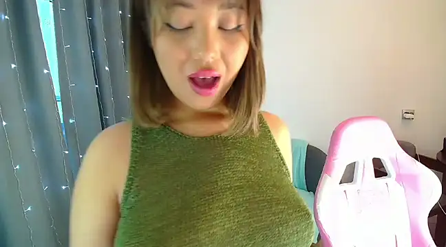 PurrrfectMiko online show from January 13, 2025, 8:58 am