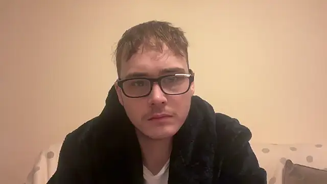 sissy brit online show from December 16, 2024, 6:21 am