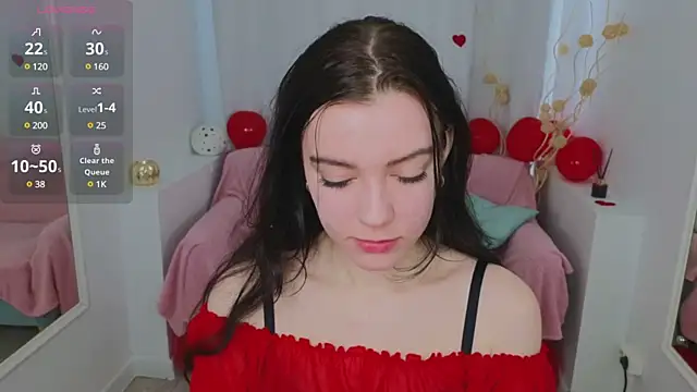 Lana  Cute  online show from February 14, 2025, 12:36 pm