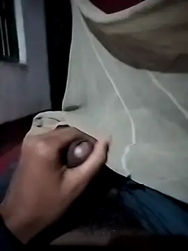 mith087 online show from December 23, 2024, 3:33 pm